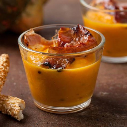 Bicchierini Di Crema Di Zucca Con Speck Star