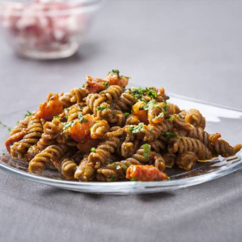 Pasta all'amatriciana con pancetta affumicata - Star